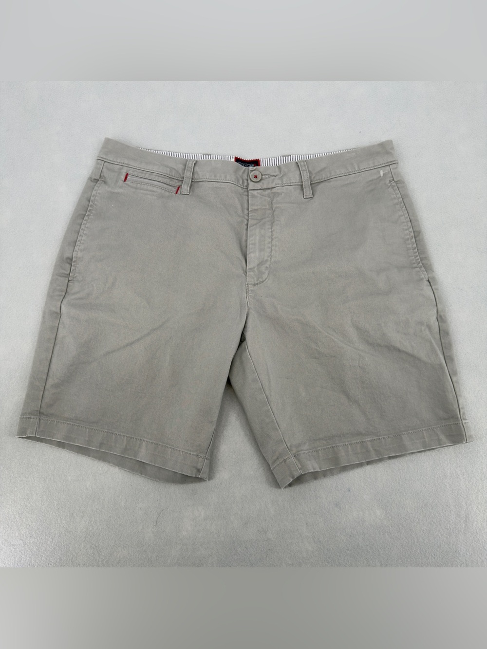 UNTUCKit 9" St Vincent Grat Chino Shorts SZ 36 mens